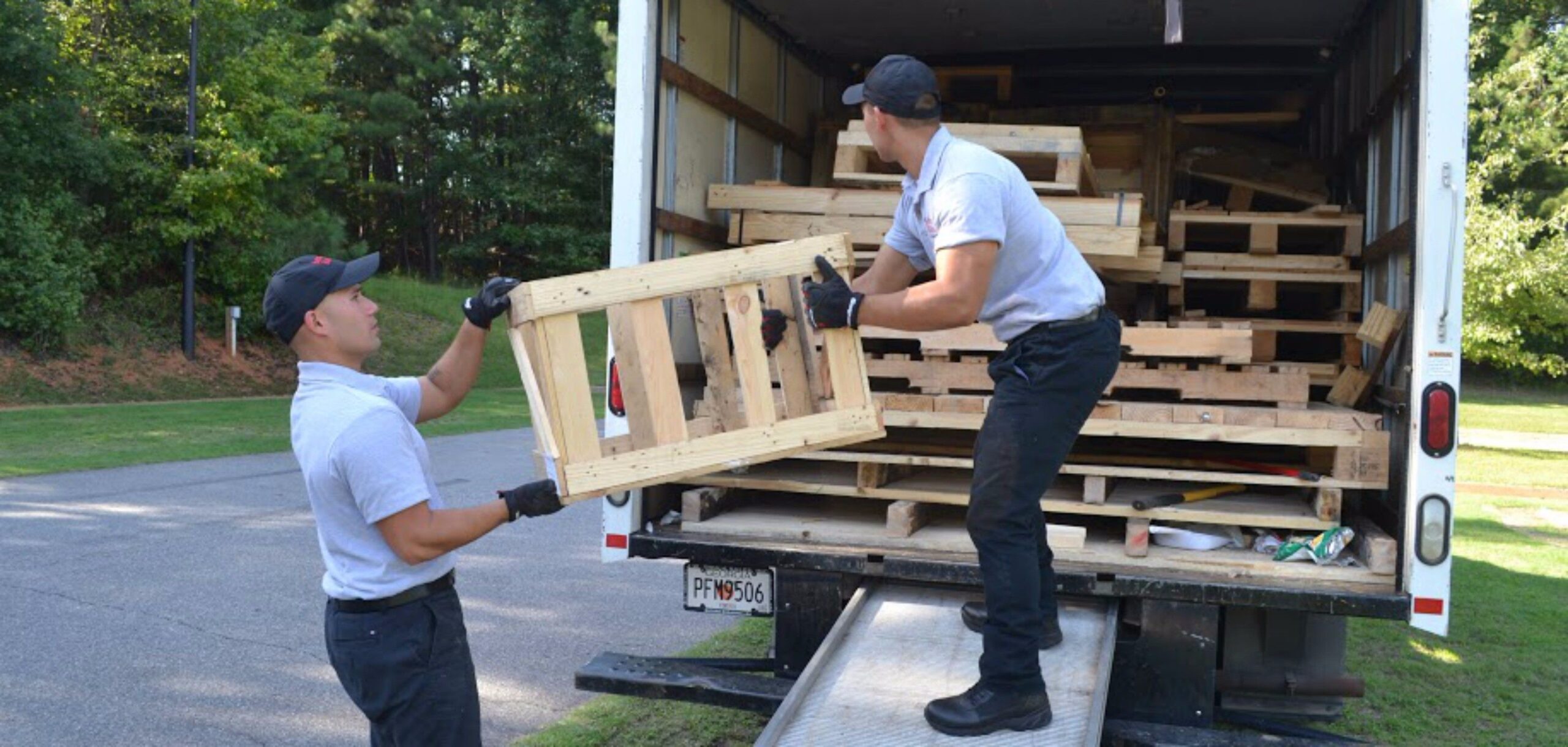 44e13de727efd8756d2d3cea91585163